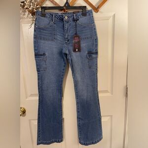 Mid rise bootcut jeans size 6